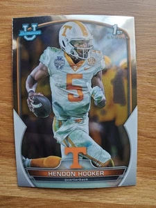 Bowman University 2022 cromo Hendon Hooker 1st Bowman #21 Tennessee - Imagen 1 de 2