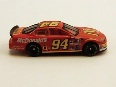 Die Cast Race Car, escala 1:64, #94 Ford Taurus, 1997, McDonalds, Bill Elliot Foto 1 de 4
