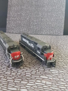 Atlas N SD 50 + GP 40-2 DCC pronto - Foto 1 di 7