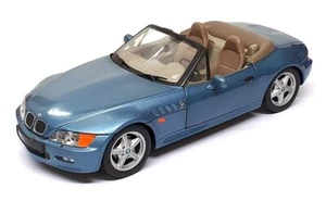 UT Models 1/18 Scale 25625H - BMW Z3 Bond 007 Goldeneye - Met. Blue - Picture 1 of 5