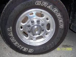 AC Condenser Fits 00-13 SUBURBAN 2500 479800 - Picture 1 of 9