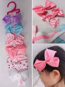 7 x Girls Children's Hair Bows Gift Set with Bow Holder and Dust Bag - Picture 1 of 4