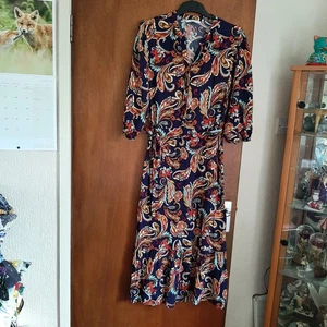 Fabulous Tu Dress For Sale Size 16. - Picture 1 of 17