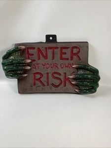 Rubies Vacuform ENTER AT YOUR OWN RISK MONSTER HANDS SCHILD Halloween Deko 3D 16" - Bild 1 von 14