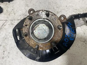 Isuzu D-MAX Right Front Hub Assembly RG 07/2020-Current - Picture 1 of 2