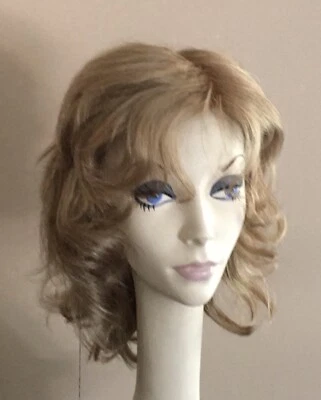 ¡NUEVO CON ETIQUETAS! Peluca JACQUELYN CABELLO HUMANO Mezcla ESPÍRITU 123 Rubio Marrón Mezcla Monofilamento Top Foto 1 de 3