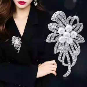 Elegant Flower Brooch Rhinestone Pin Women Luxury Fashion Crystal Mother's Day G - Picture 1 of 10