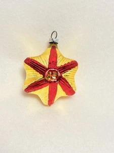 Vintage Ribbed Glass Christmas Ornament Gold & Red Star Flower Sun West Germany - Picture 1 of 6