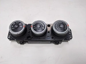 MITSUBISHI OUTLANDER 2006 HEATER CONTROL PANEL 7820A082XB - Picture 1 of 2
