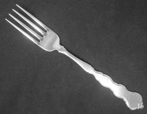Oneida Valerie Stainless Dinner Fork. 7 1/4" Long - Picture 1 of 1
