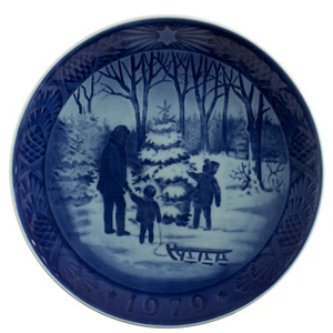 ROYAL COPENHAGEN PIATTO DI NATALE 1979 PORCELLANA COPENAGHEN ORIGINALE PRIMA SCE - Picture 1 of 4