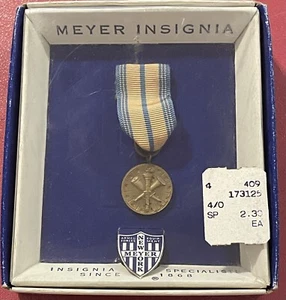 Vietnam War Meyer Insignia Army Reserve Mini Medal In Package - Imagen 1 de 4