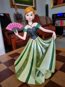 Enesco / Disney Showcase. Anna. Frozen. Couture de Force Figurine. 045544761383 - Bild 1 von 11