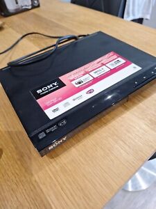 Sony DVP-SR160 DVD Player