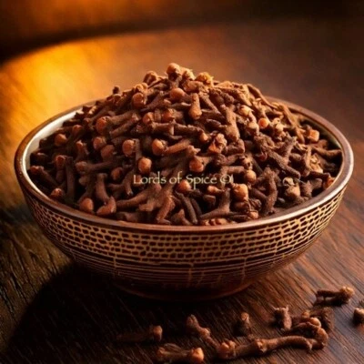 Clavo entero - Especia de clavo - Altamente aromático y sabroso (Syzygium aromaticum) Foto 1 de 4