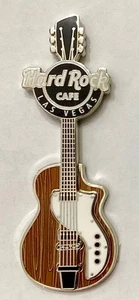 2018 HARD ROCK CAFE LAS VEGAS MAGNET 3D RETRO WOODGRAIN GUITAR - Picture 1 of 2