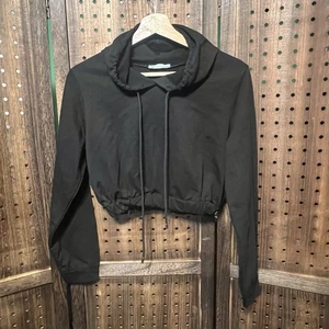 Sudadera con Capucha Recortada Verde Limón Para Mujer S/M Pullover Negro Hecha en Italia - Imagen 1 de 7