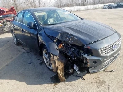 AC Compressor Fits 14-16 VOLVO S60 2054413 Foto 1 de 4