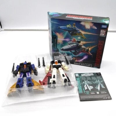 Takara Tomy Transformers Earthrise ER EX-19 Ramjet & Dirge Figure - Image 1 of 4