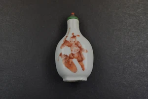 zabytkowa porcelana tabaka, wojownik, uczony, nietoperz wyprodukowana około 1910 roku - Zdjęcie 1 z 7