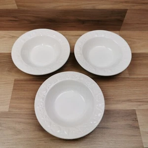 3 x Vintage Quadrifoglio Franco Giorgi Rimmed Fruit / Desser Bowl Embossed Fruit - Picture 1 of 10