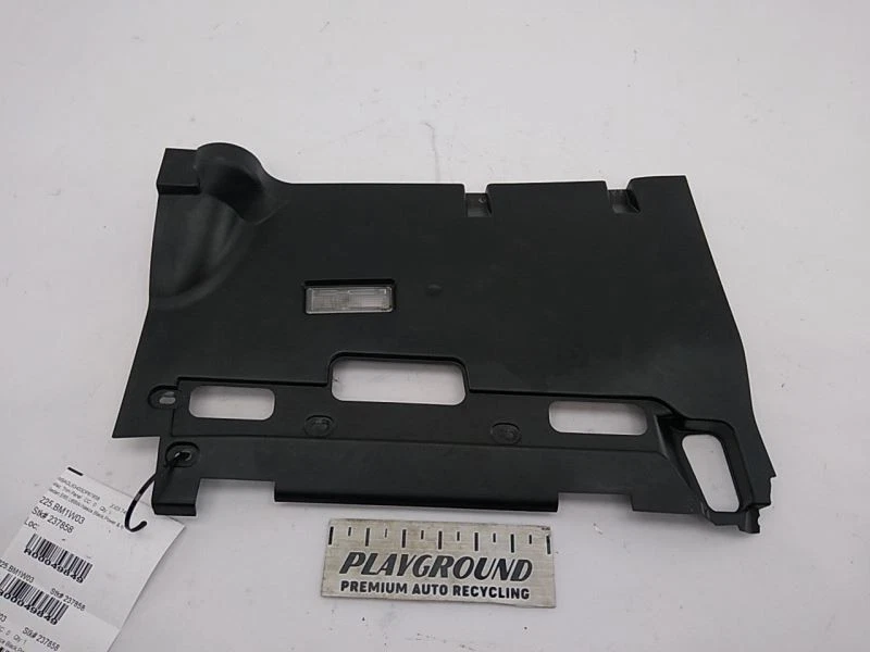 宝马 745i E65 前乘客右下踢板装饰 2003 2004 2005 — 第 1/4 张图片