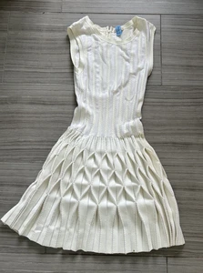 Alaïa White Textured Pleated Mini Dress – Sleeveless Fit & Flare, Size S - Picture 1 of 6
