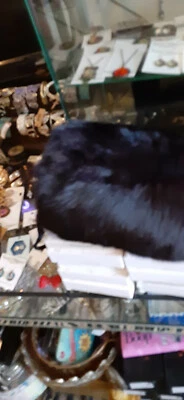 Manguito de piel de conejo vintage MARRÓN OSCURO forro satinado con lazo de manija precioso  Foto 1 de 3