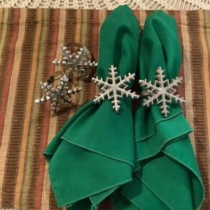 4 servilleteros vintage de metal plateado Navidad invierno copo de nieve 2 3/4" x 2,5" - Imagen 1 de 5