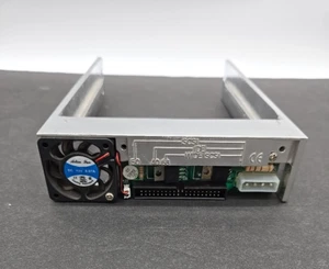 Data Port Swap SCSI IDE WIDE Frame Storage Enclosure Module Hard Drive - Afbeelding 1 van 6