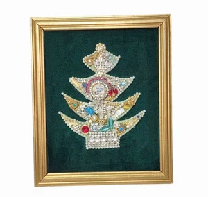 Vintage & Costume Jewelry Art-Christmas Tree - Picture 1 of 9