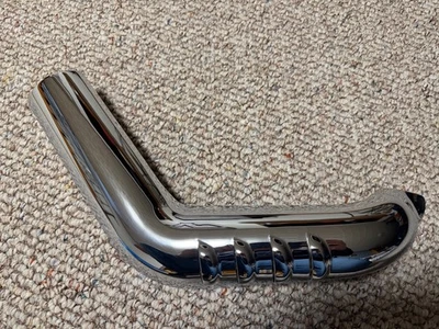 Новый оригинальный производитель Indian Scout задний верхний теплозащитный экран хром 1263413-156 1200 - Изображение 1 из 3