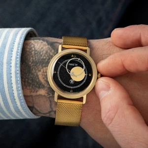 1980s RAKETA COPERNICUS - Soviet Astronomy Vintage Wristwatch - MECHANICAL 2609 - Picture 1 of 5