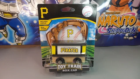 New Pittsburgh Pirates Toy Train Box Car MLB Magnetic #41894 Master Pieces NIP Cover