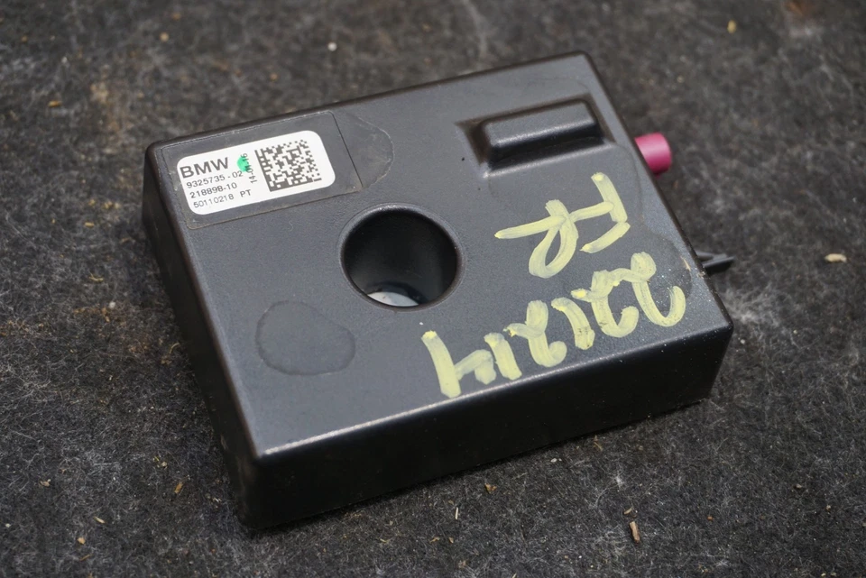 Módulo de control amplificador antena radio respaldo OEM 65209325735 BMW I3 2014-20 Foto 1 de 4