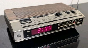 Radio Reloj Despertador Digital Electrónico Vintage GE Modelo 7-4634B Años 80 - Probado - Imagen 1 de 4
