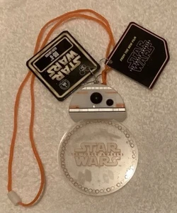 BB-8 Light Up Glow Lanyard Disney Parks Star Wars X-Wing Tie Fighter Motion - Picture 1 of 2