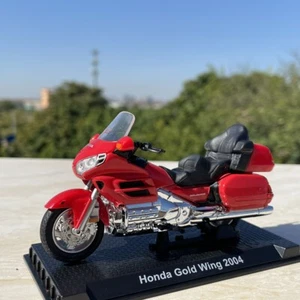 1:24 Scale Diecast Alloy Honda Gold Wing 2004 Toys Motorcycle Model Classics  - Picture 1 of 6