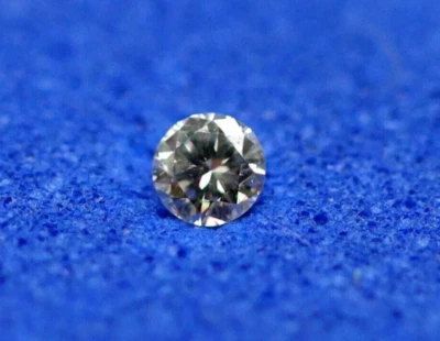0.03 Ct Certified Natural Diamond Round Loose White Color /VVS Grade 1.8 MM Size - Image 1 of 4