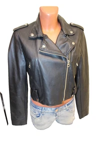 Bershka Kunstlederjacke L passt M 38 Kunstleder schwarz kurze Übergangsjacke - Bild 1 von 5