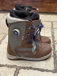Great Condition Vans Hana Beaman BOA Snowboard Boots Size 9 Women’s Green Brown - Picture 1 of 6