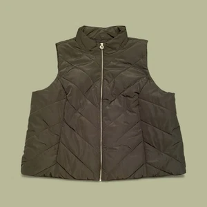 Michael Kors Olive Puffer Quilted Vest Jacket MK Charm Women's 3X MSRP $125 NWT - Picture 1 of 10