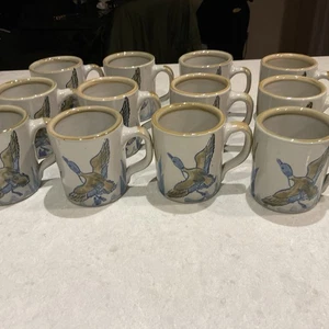Taza de gres Louisville de colección pato volador y cola de gato marrón/azul 12 piezas - Imagen 1 de 5