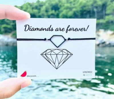 Brazalete con contorno de diamantes, brazalete con contorno de diamantes oscuros, contorno de diamantes negros  Foto 1 de 3