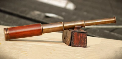 Telescopio de Trabajo Hecho a Mano Grabado Personalizado, Piratas Spyglass, Regalo para Marido Foto 1 de 4