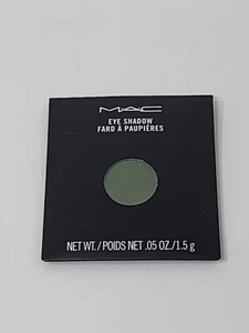 MAC HUMID Eye Shadow Pro Palette Refill Pan Single - Picture 1 of 3