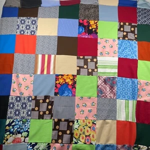 Vintage Handmade Patchwork Quilt 57x85 Bright Floral Cottagecore Throw Blanket - Picture 1 of 5