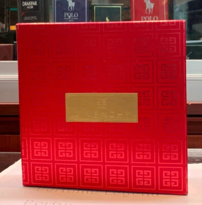 LES ETOILES DE GIVENCHY 4 件套女式 0.5 盎司淡香水喷雾,0.5 盎司淡香水喷雾 全新带盒 1576 — 第 1/3 张图片