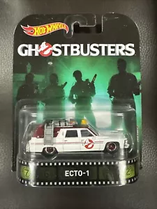 Hot Wheels 2017 Retro Entertainment Ghostbusters - Ecto-1 White - DWJ72 - Picture 1 of 2