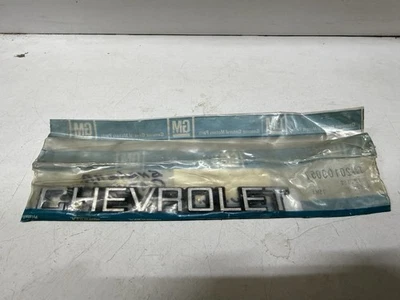 NOS CHEVY Caprice 1982 - 1990 Impala 1982 - 1985 Trunk Lid CHEVROLET EMBLEM - Image 1 of 3